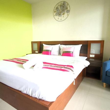 Lucky Buako Hotel Patong Exterior foto