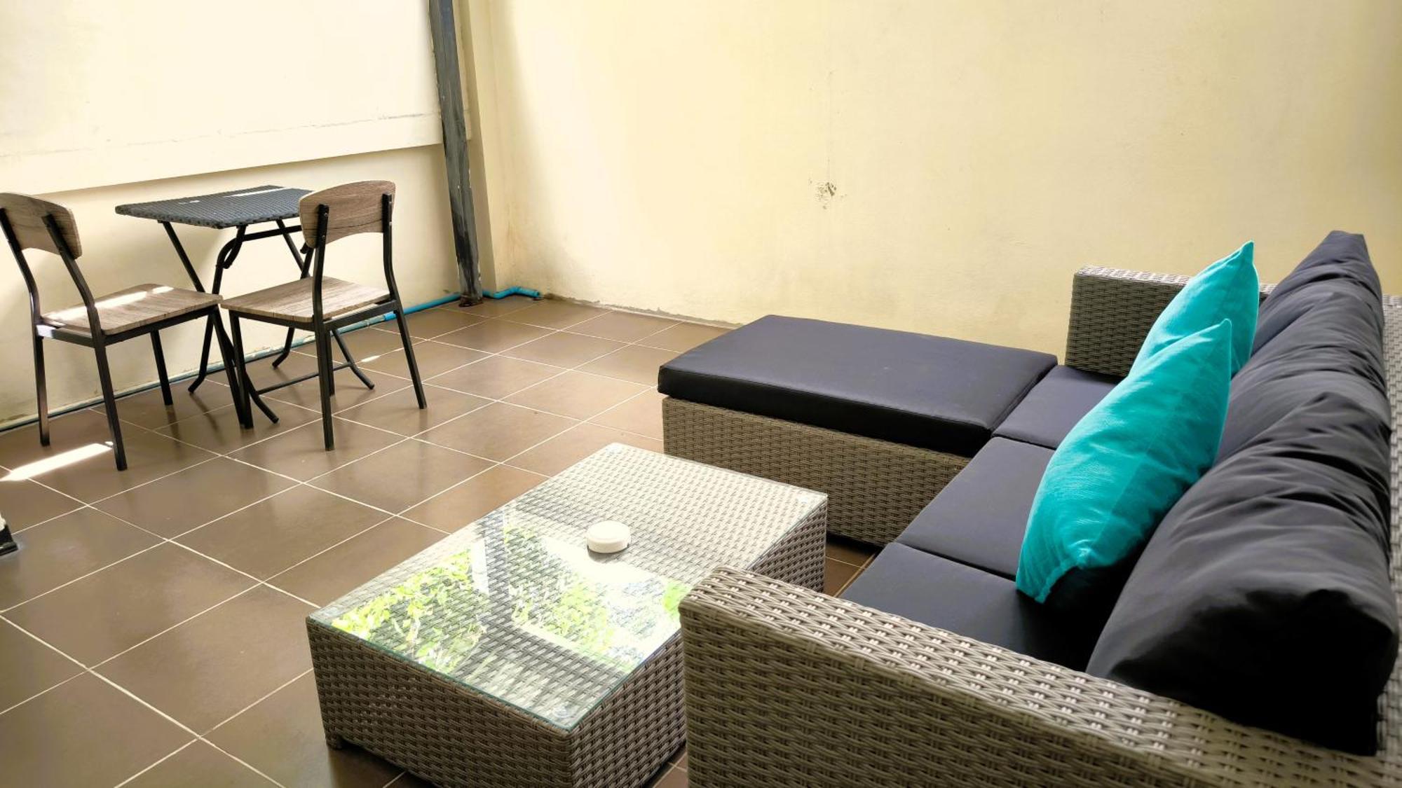 Lucky Buako Hotel Patong Exterior foto