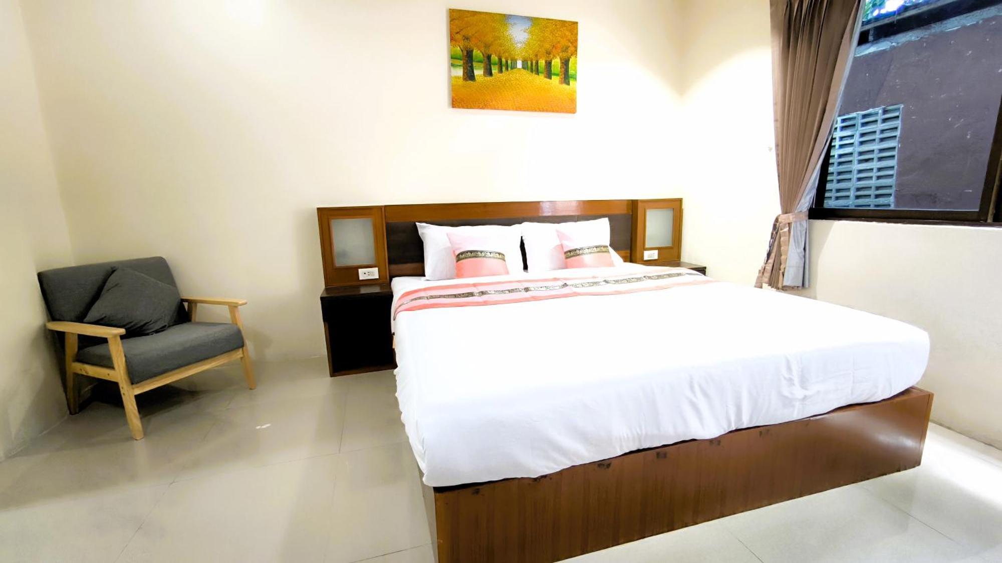 Lucky Buako Hotel Patong Exterior foto